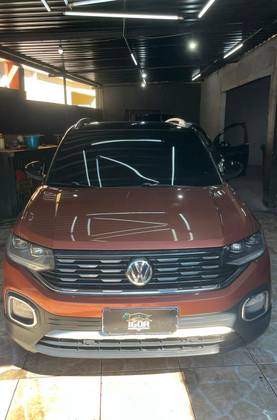 VOLKSWAGEN T-CROSS 1.4 250 TSI TOTAL FLEX HIGHLINE AUTOMÁTICO VOLKSWAGEN T-CROSS 1.4 250 TSI TOTAL FLEX HIGHLINE AUTOMÁTICO